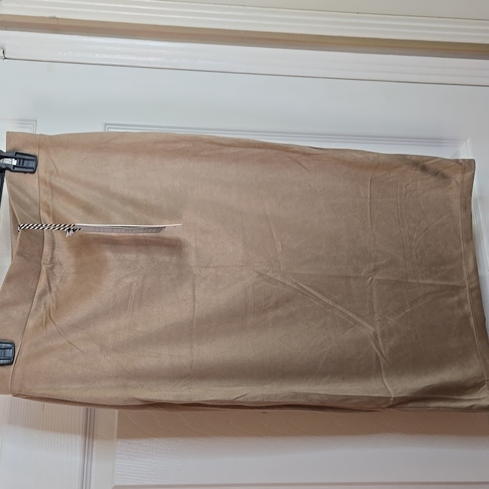 Iris Tan Knit Skirt Large NWT